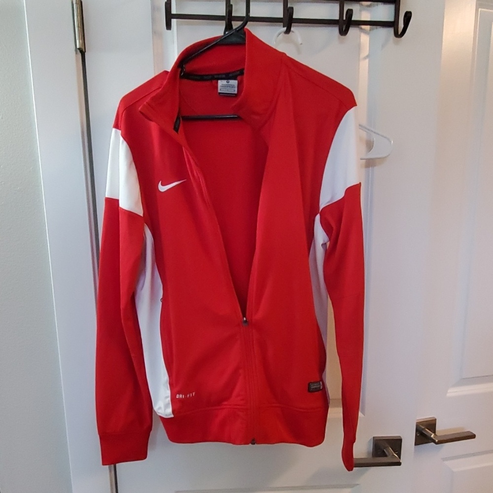 Nike dri-fit jacket - Picture 2 of 6